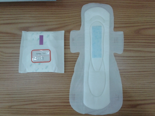 草のタケ衛生パッドはコットニーカバーが付いている翼のないマキシのパッドを薄くする