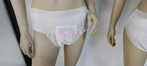 Menstrualパッドによっては女性のための月例期間の生理用ナプキンのパッドが喘ぐ